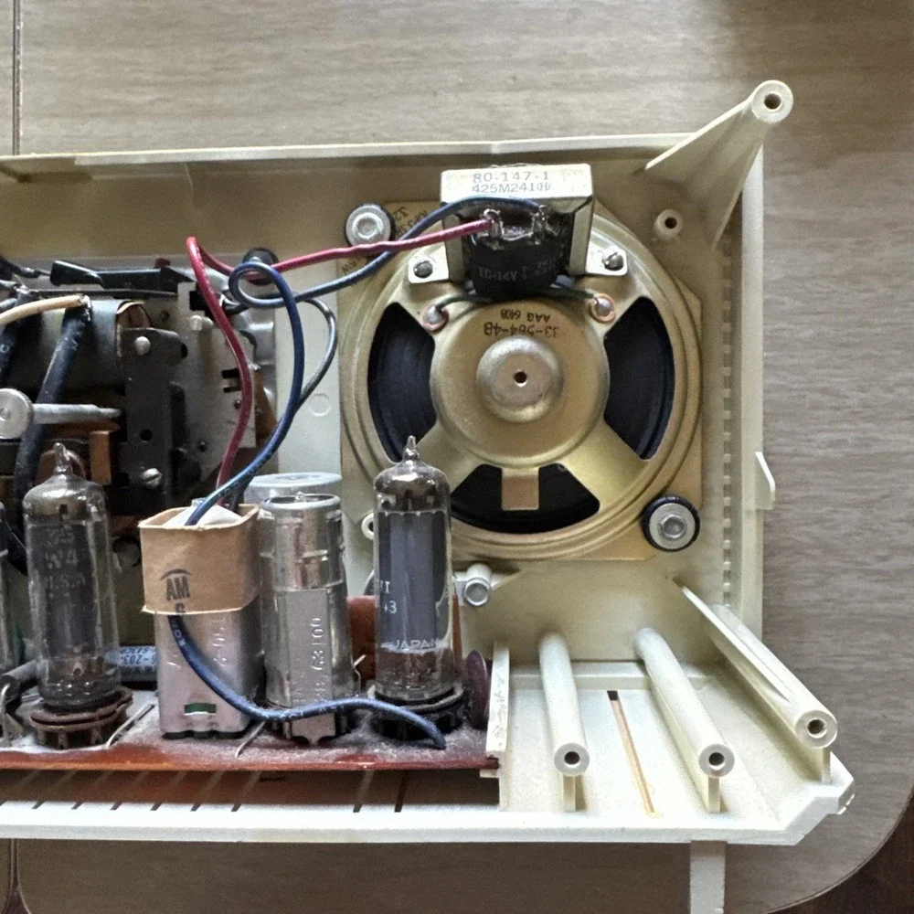 Vtg MCM Sears Silvertone 5036 'Magic Glow' AM Vacuum Tube Alarm Clock Radio Read